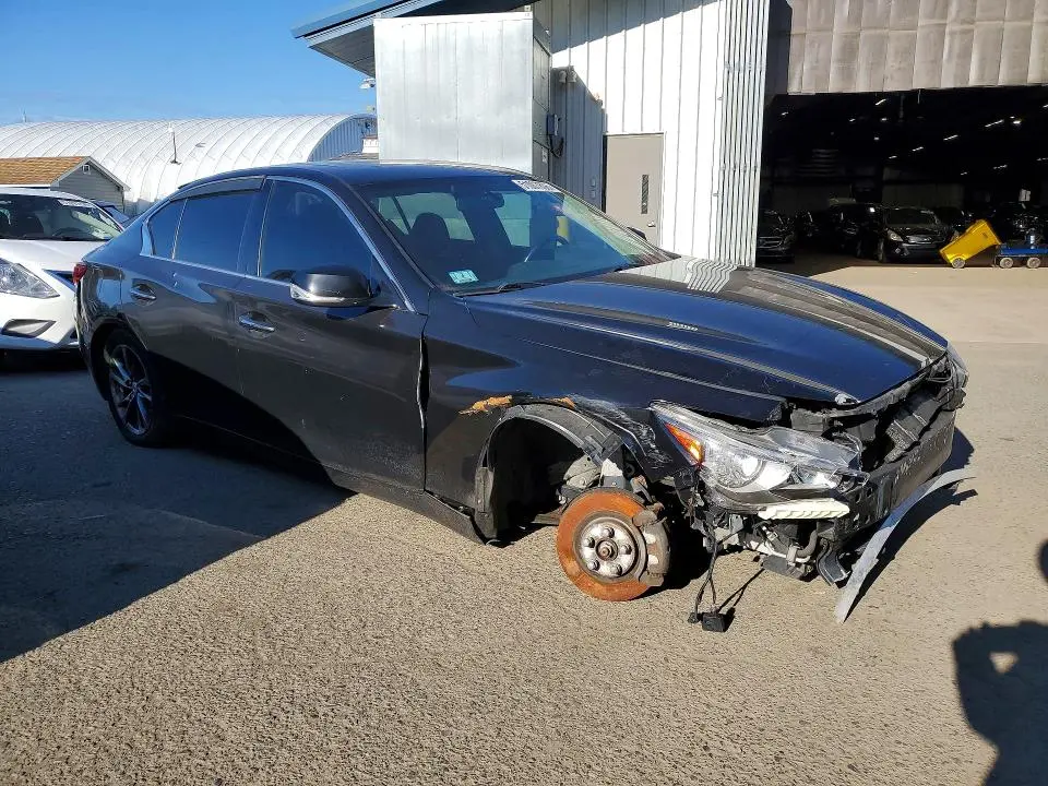 2015 INFINITI Q50 BASE  