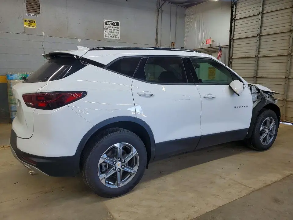 2023 CHEVROLET BLAZER 2LT  