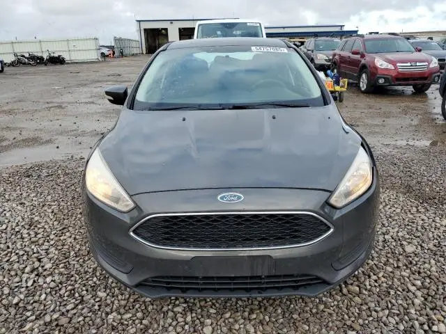 2017 FORD FOCUS SE  