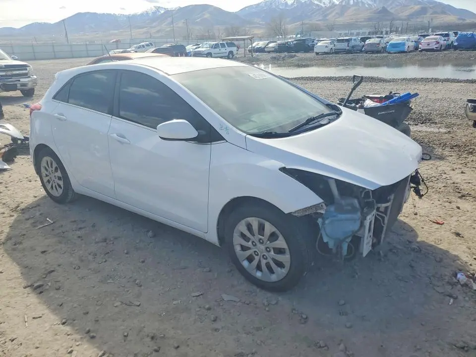 2017 HYUNDAI ELANTRA GT BASE  