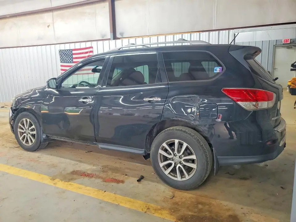 2015 NISSAN PATHFINDER SV  