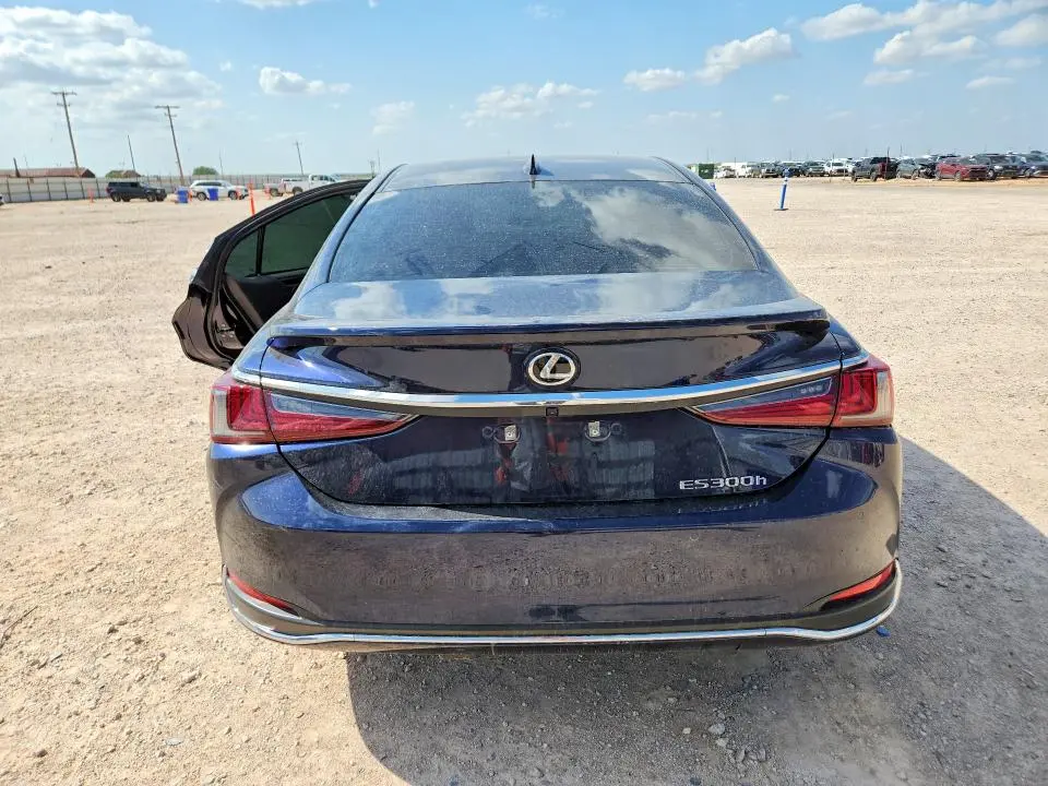 2025 LEXUS ES 300H BASE  