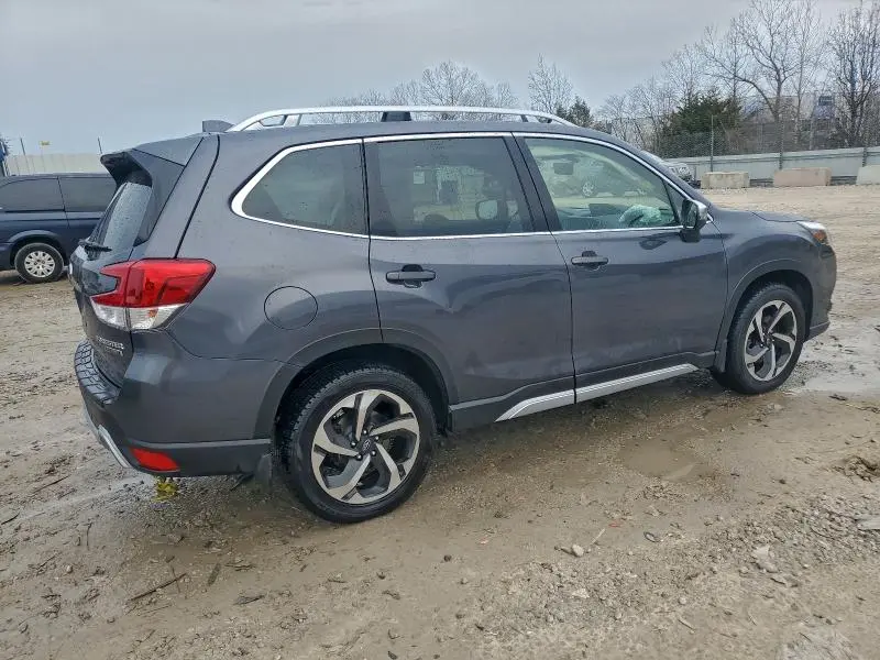 2023 SUBARU FORESTER TOURING  