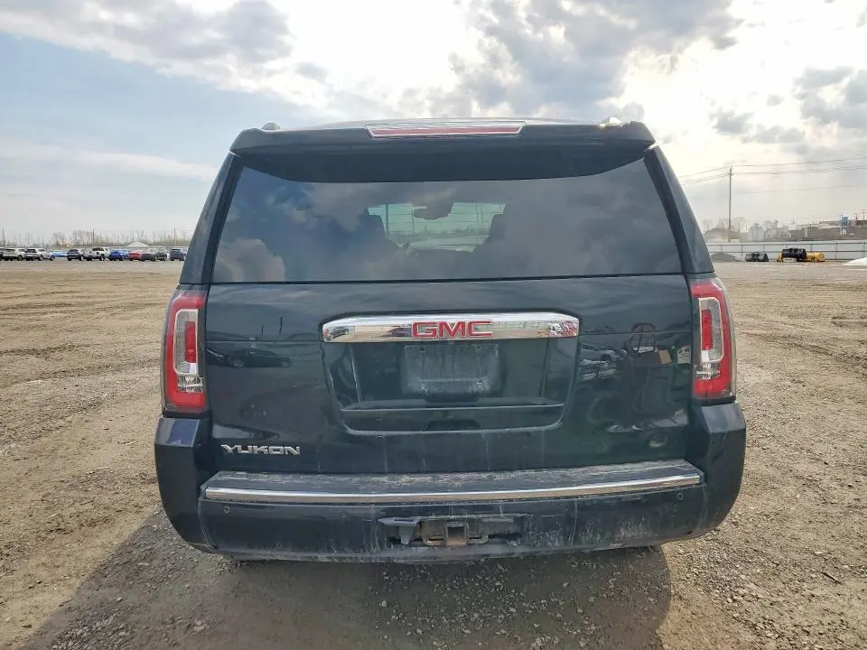 2016 GMC YUKON DENALI  