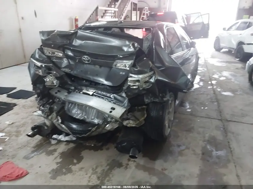2014 TOYOTA CAMRY SE V6