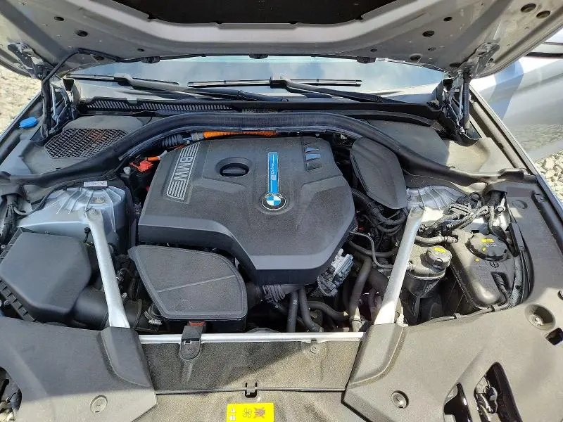 2018 BMW 530XE   