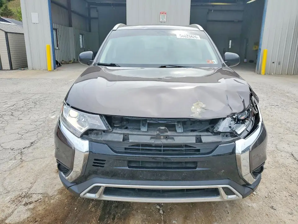 2019 MITSUBISHI OUTLANDER SE  