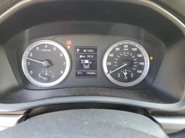 2018 HYUNDAI SONATA SE  