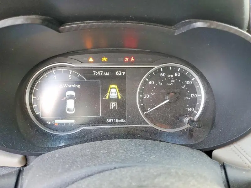 2020 NISSAN VERSA SV  