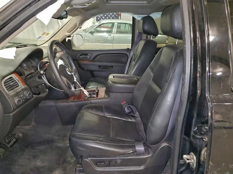 2013 CHEVROLET TAHOE K1500 LTZ  