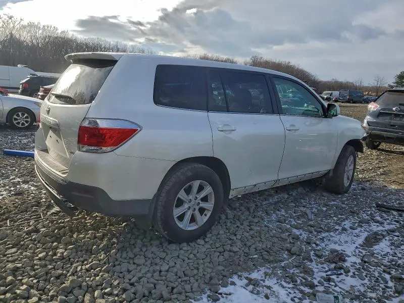 2013 TOYOTA HIGHLANDER BASE  
