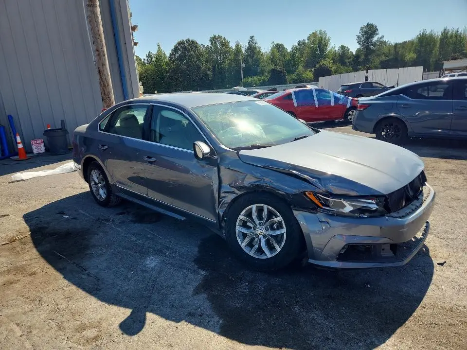 2016 VOLKSWAGEN PASSAT S  