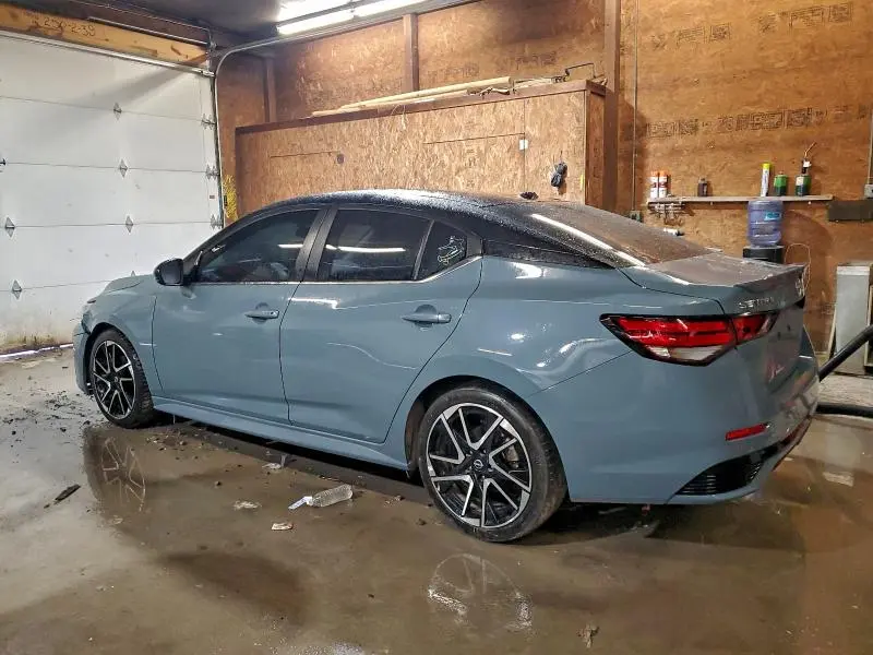 2024 NISSAN SENTRA SR  