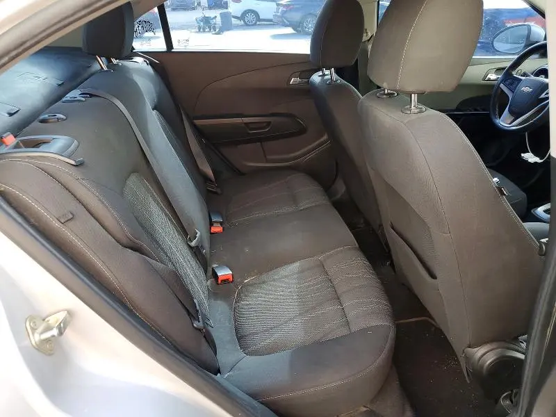 2018 CHEVROLET SONIC LT  