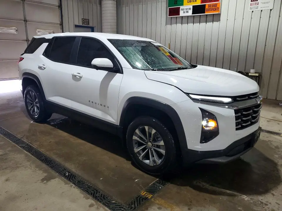 2025 CHEVROLET EQUINOX LT  