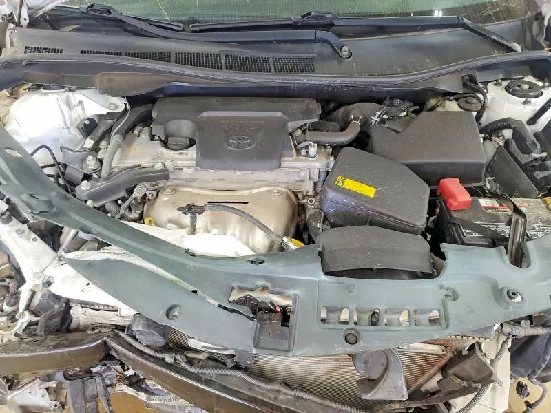 2014 TOYOTA CAMRY LE  