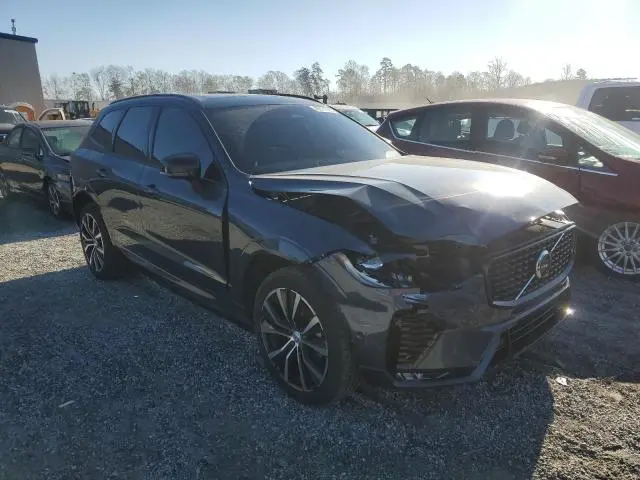 2023 VOLVO XC60 PLUS  