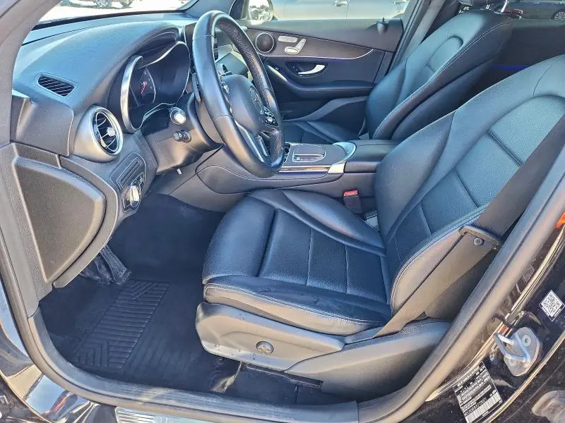 2020 MERCEDES-BENZ GLC 300 4MATIC  