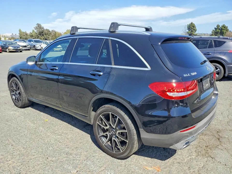 2016 MERCEDES-BENZ GLC 300  