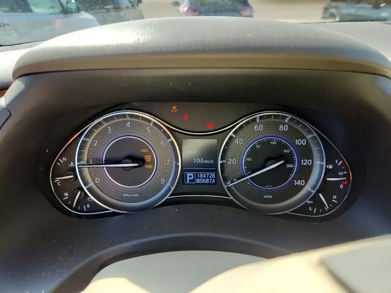 2012 INFINITI QX56 BASE  