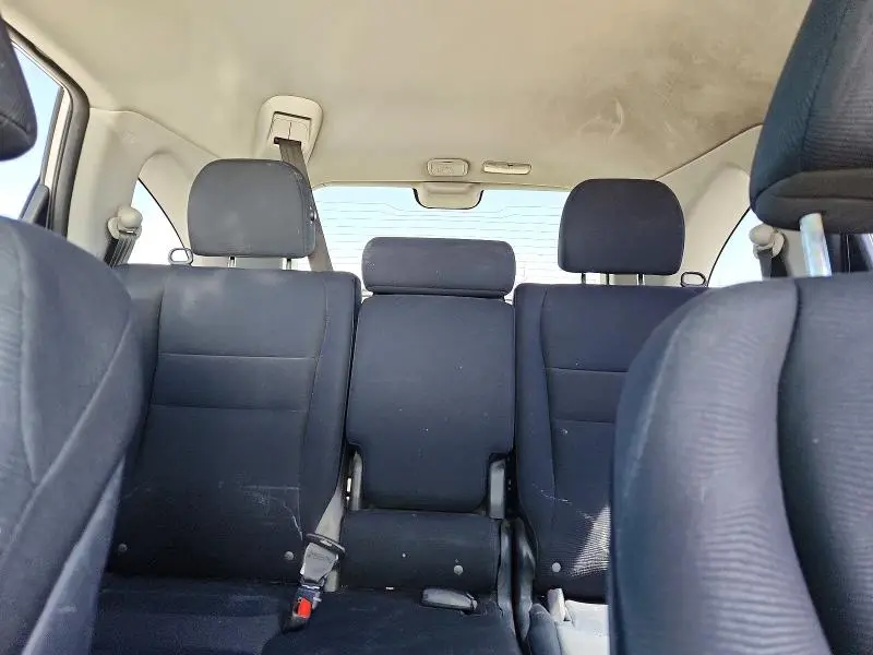 2010 HONDA CR-V LX  