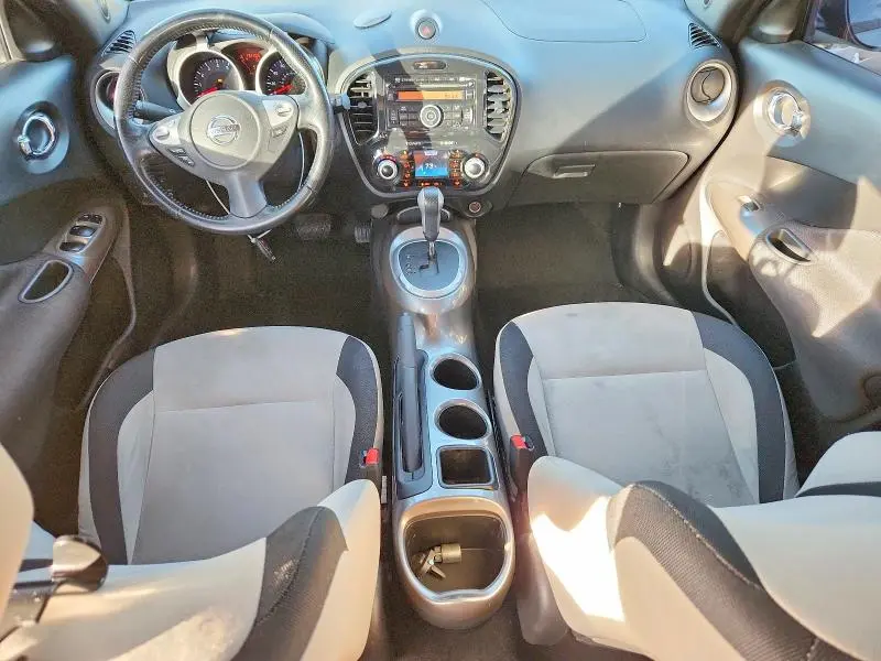 2014 NISSAN JUKE SV  