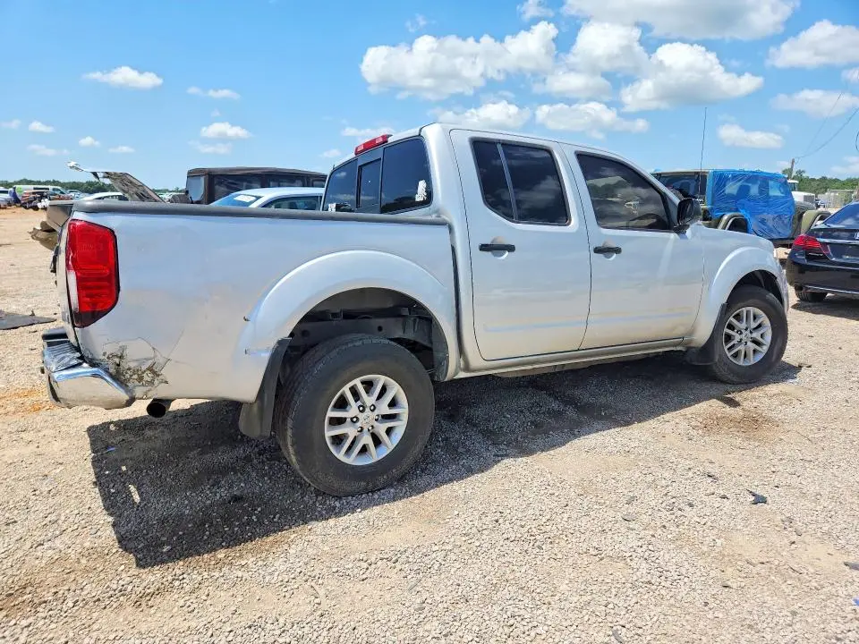 2014 NISSAN FRONTIER S  