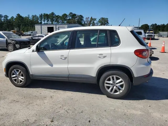 2011 VOLKSWAGEN TIGUAN S  