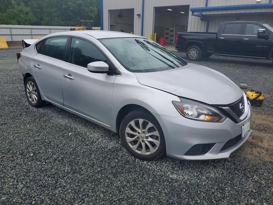 2019 NISSAN SENTRA SV  