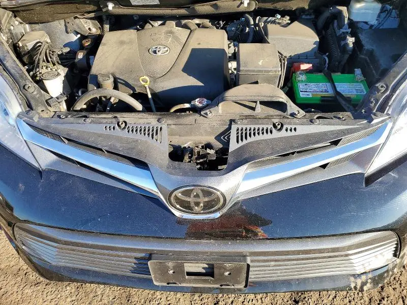 2020 TOYOTA SIENNA XLE 7-PASSENGER  