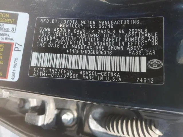2016 TOYOTA CAMRY LE  