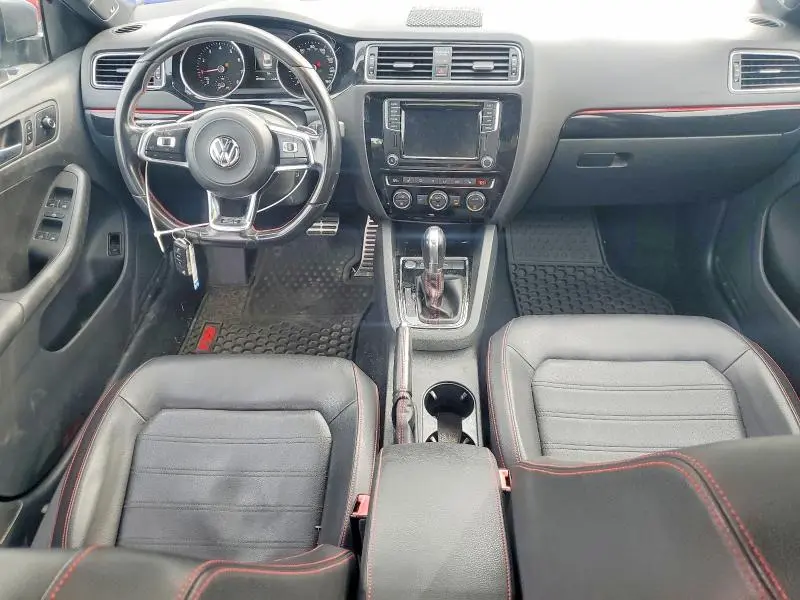 2018 VOLKSWAGEN JETTA   