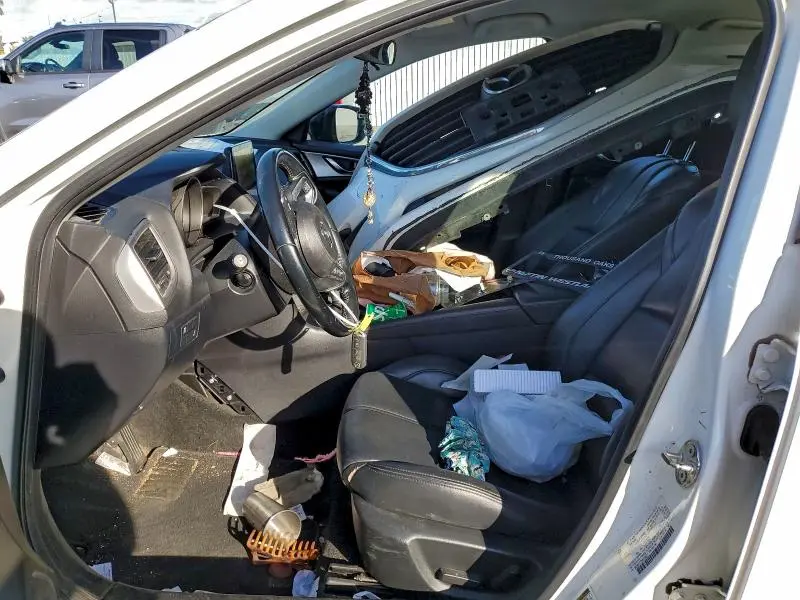 2017 MAZDA 3 TOURING  