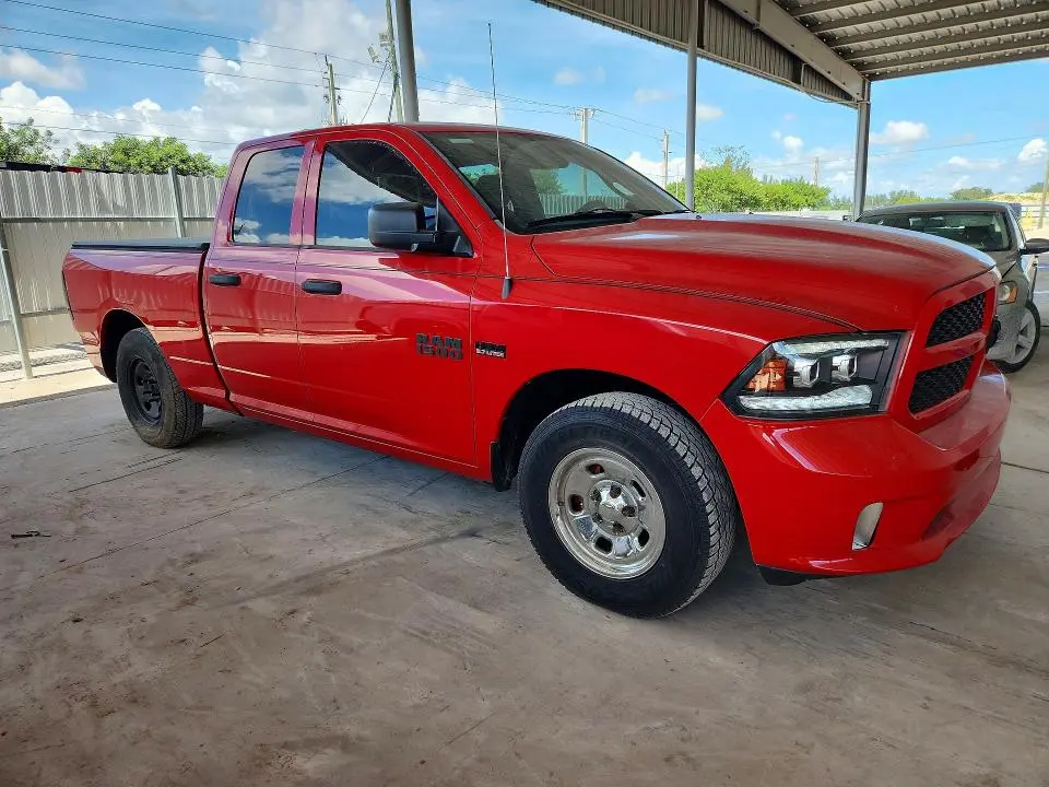 2014 RAM 1500 ST  