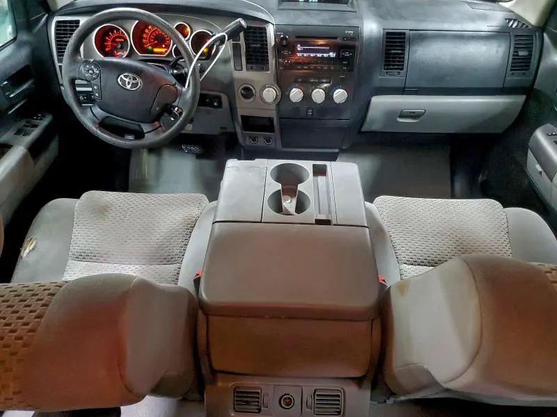 2011 TOYOTA TUNDRA CREWMAX SR5  