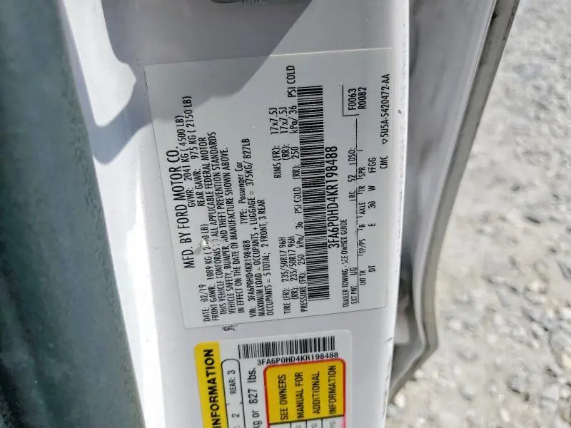 2019 FORD FUSION SE  