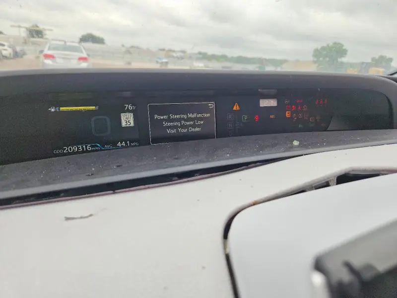 2021 TOYOTA PRIUS LE  