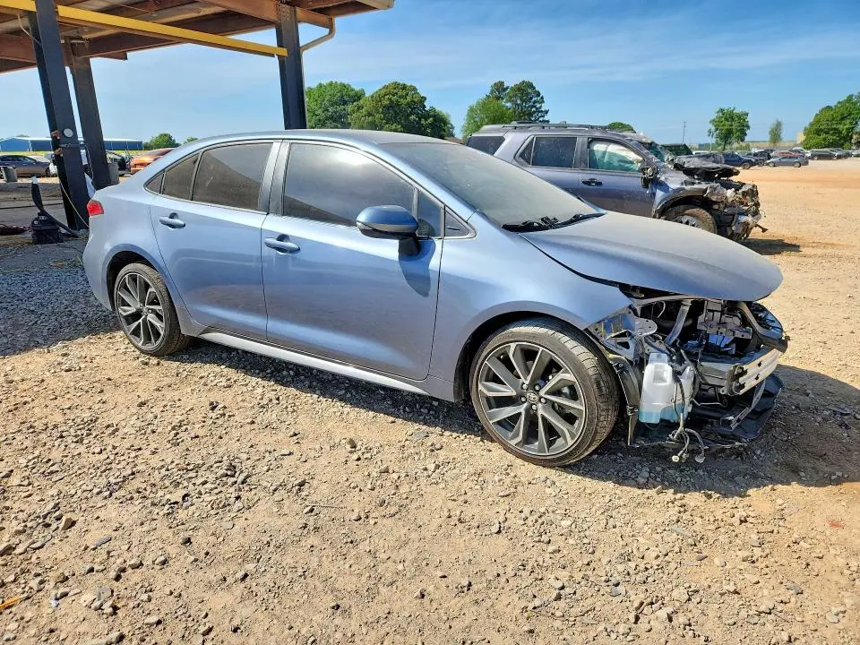 2021 TOYOTA COROLLA SE  