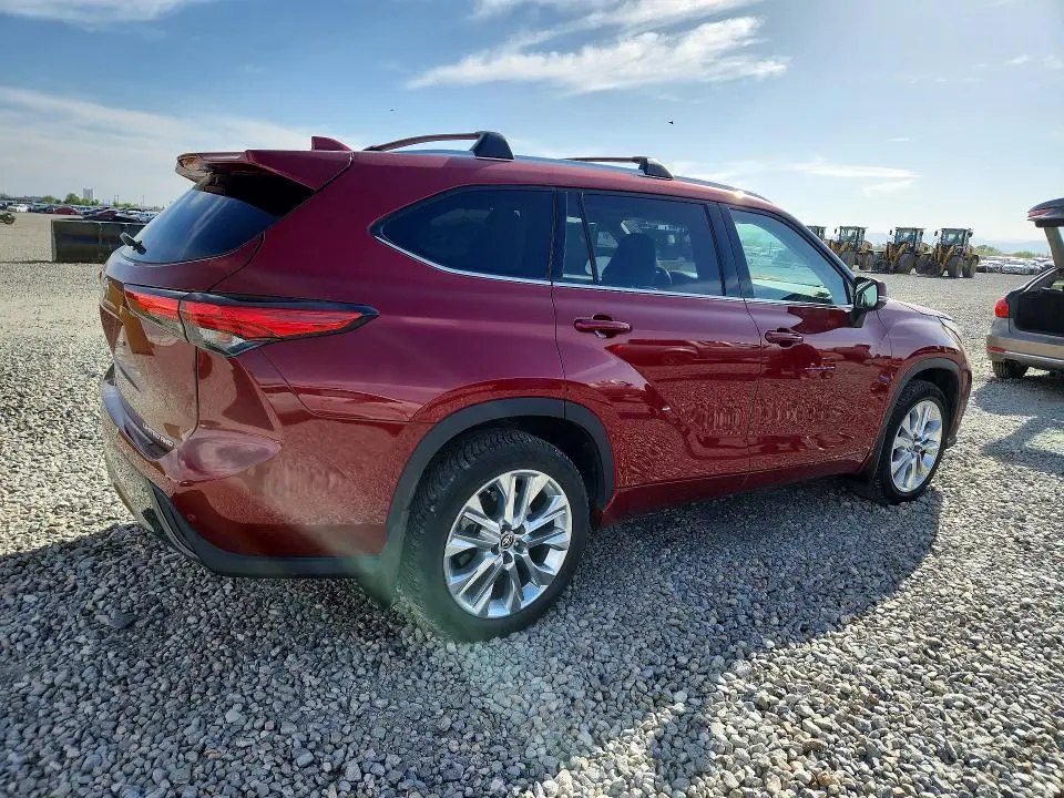 2022 TOYOTA HIGHLANDER LIMITED  