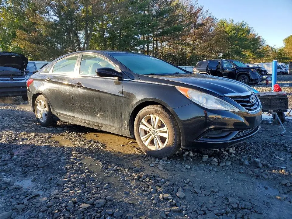 2011 HYUNDAI SONATA GLS  