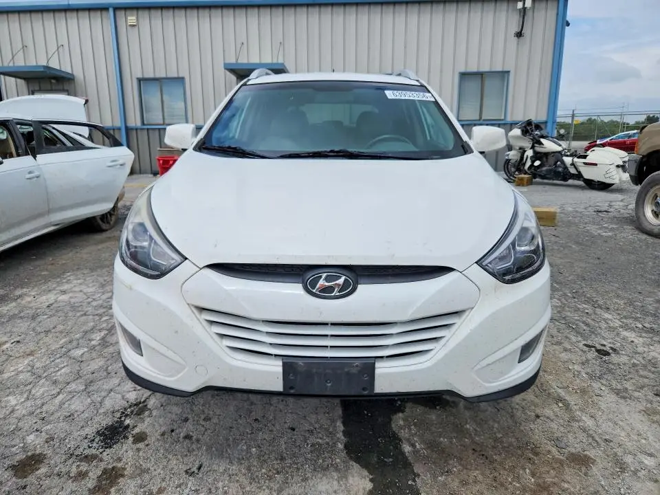2015 HYUNDAI TUCSON SE  