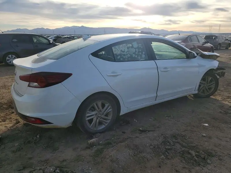 2019 HYUNDAI ELANTRA SEL  