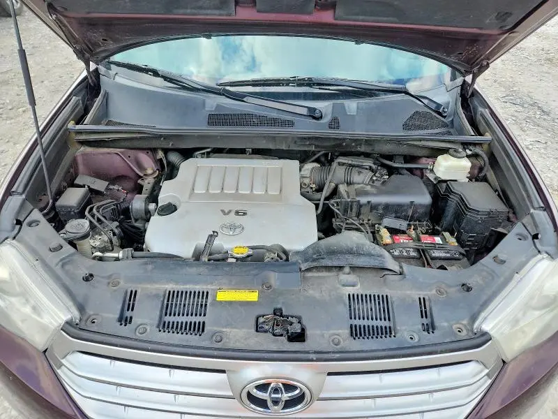 2011 TOYOTA HIGHLANDER BASE  