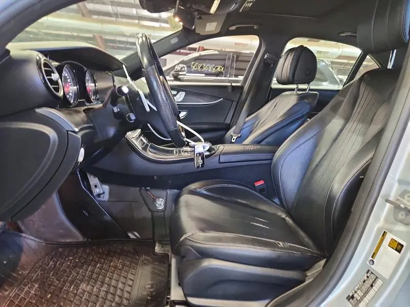 2017 MERCEDES-BENZ E 300 4MATIC  