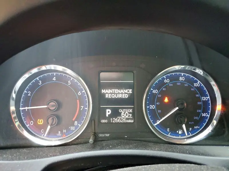 2017 TOYOTA COROLLA LE  