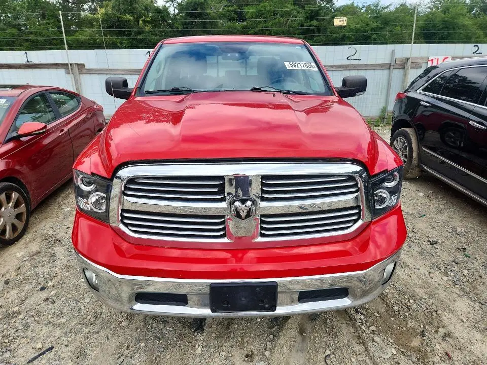2013 RAM 1500 SLT  