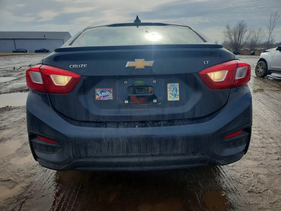 2017 CHEVROLET CRUZE LT  