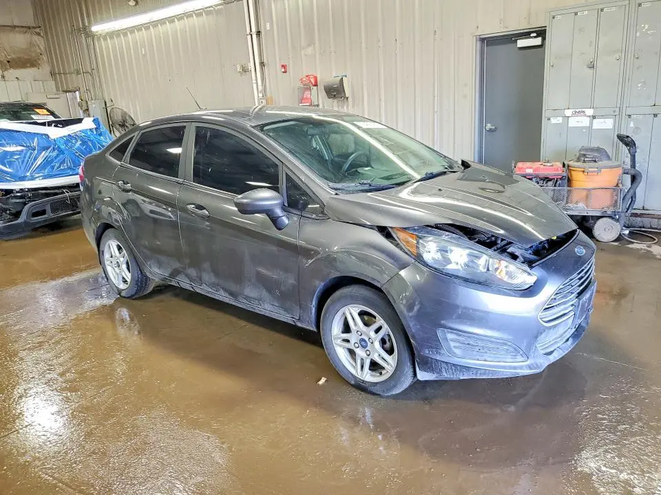 2019 FORD FIESTA SE  