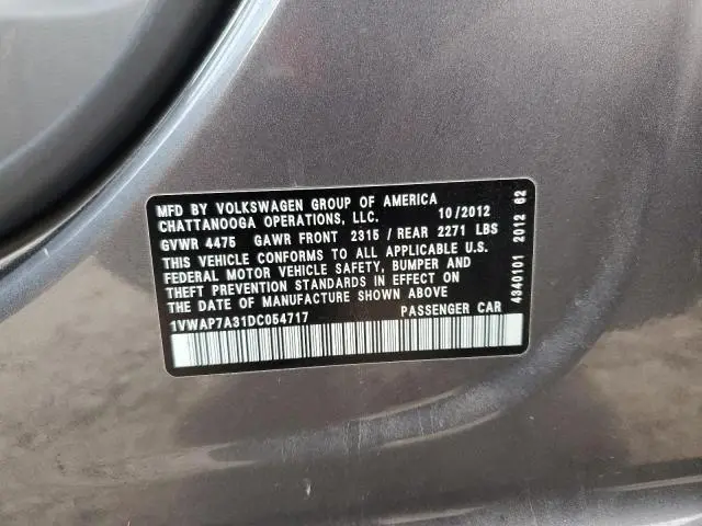 2013 VOLKSWAGEN PASSAT S  