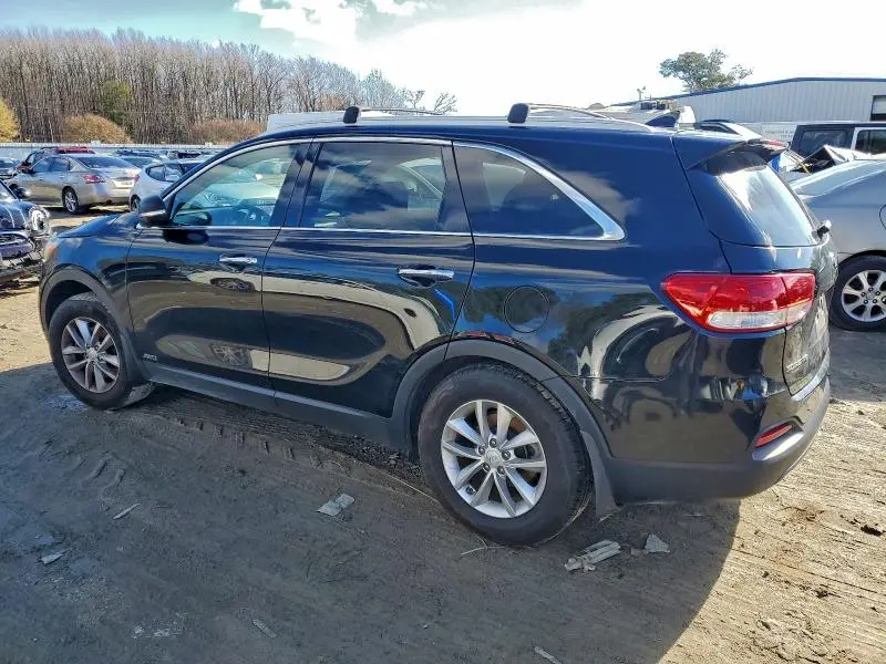 2018 KIA SORENTO LX  